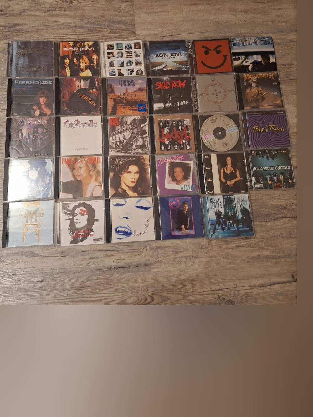29 CDs Music. Rock, 80s, Metal, Country. Variety.